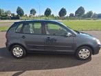 Volkswagen Polo 1.4 16V 59KW 2006 Grijs, Voorwielaandrijving, 15 km/l, 4 cilinders, Handgeschakeld