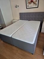 Twee persoonsbed met nachtkastjes, Ophalen, Gebruikt, Tweepersoons, 200 cm