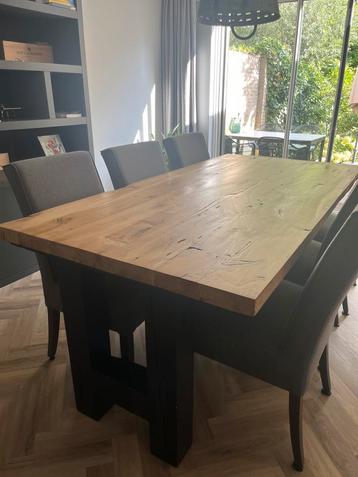 Eiken tafel boomstamblad 200x100 cm beschikbaar voor biedingen