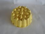 Bakvorm Geel, Antiek en Kunst, Antiek | Servies los, Ophalen of Verzenden