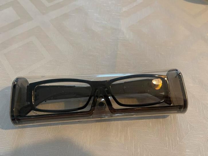 Leesbril +1.50 met hoesje, Sieraden, Tassen en Uiterlijk, Zonnebrillen en Brillen | Heren, Nieuw, Leesbril, Overige merken, Zwart