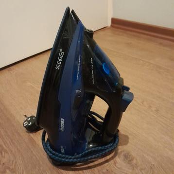 Stoomstrijkijzer 2800W Keramisch clatronic beschikbaar voor biedingen