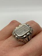 R509 Prachtige zilveren zegelring initialen HK maat 19, Ophalen of Verzenden, Ring