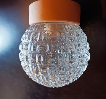 Vintage Plafondlamp / Plafonniere met Reliëf Glas   beschikbaar voor biedingen