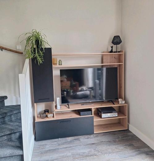Z g.n. Eiken/zwart TV-meubel/ wandmeubel 169x33x157, Antiek en Kunst, Antiek | Meubels | Kasten, Ophalen
