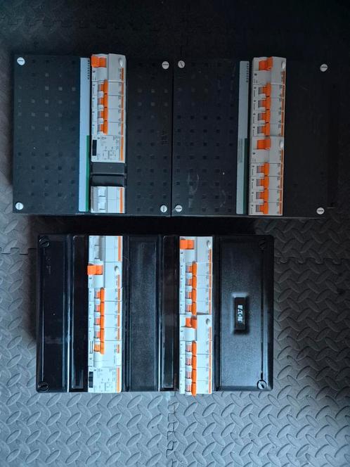 Meterkast 12 groepen + beltrafo of 10 groepen + kookgroep, Doe-het-zelf en Verbouw, Elektra en Kabels, Overige typen, Ophalen of Verzenden