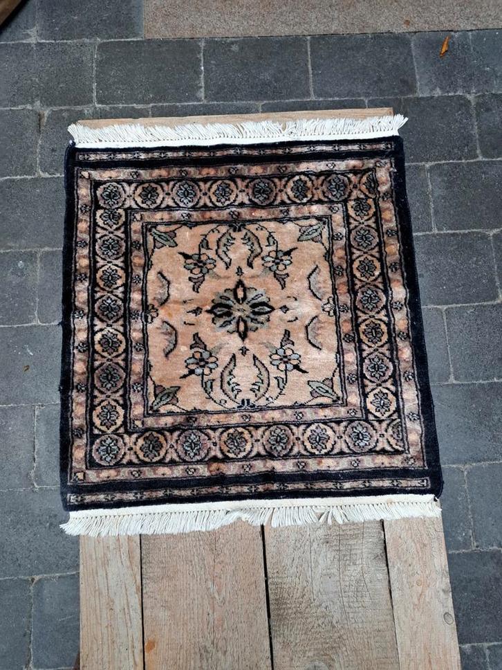 Perzisch Tafelkleed - 62x70cm, Huis en Inrichting, Stoffering | Tapijten en Kleden, Gebruikt, 50 tot 100 cm, 50 tot 100 cm, Rechthoekig