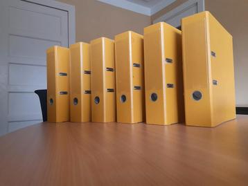 Gele ordners (6 stuks) beschikbaar voor biedingen