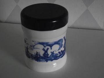 vintage wit opaline pot sigaren Willem II Holland 16 cm 1960 beschikbaar voor biedingen