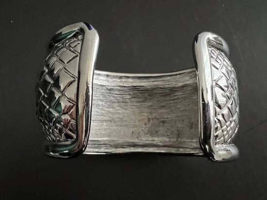 Dyrberg/Kern statement armband zilverkleur met slangenprint, Sieraden, Tassen en Uiterlijk, Armbanden, Zo goed als nieuw, Overige materialen