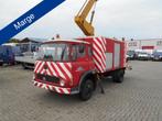 Ford bedford hoogwerker (bj 1970), Auto's, Achterwielaandrijving, Ford, Te koop, Rood