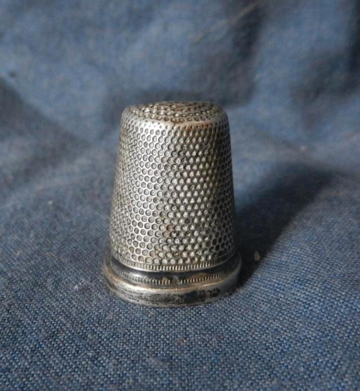 Zilveren vingerhoed Duitsland circa 1900 3, Antiek en Kunst, Antiek | Goud en Zilver, Zilver, Ophalen of Verzenden