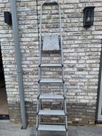 Trap 5 treden, Doe-het-zelf en Verbouw, Ladders en Trappen, Ophalen, Gebruikt, Minder dan 2 meter