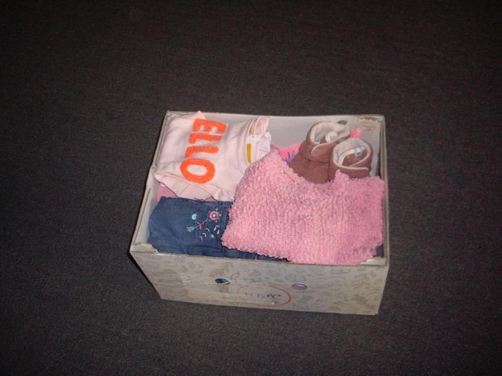 kinderkleding pakket maat 80= 21 stuks, Kinderen en Baby's, Babykleding | Maat 80, Zo goed als nieuw, Meisje, Ophalen of Verzenden