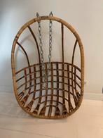 Egg chair rotan hangstoel van Sissy Boy, Huis en Inrichting, Ophalen, Bruin, Riet of Rotan, Zo goed als nieuw