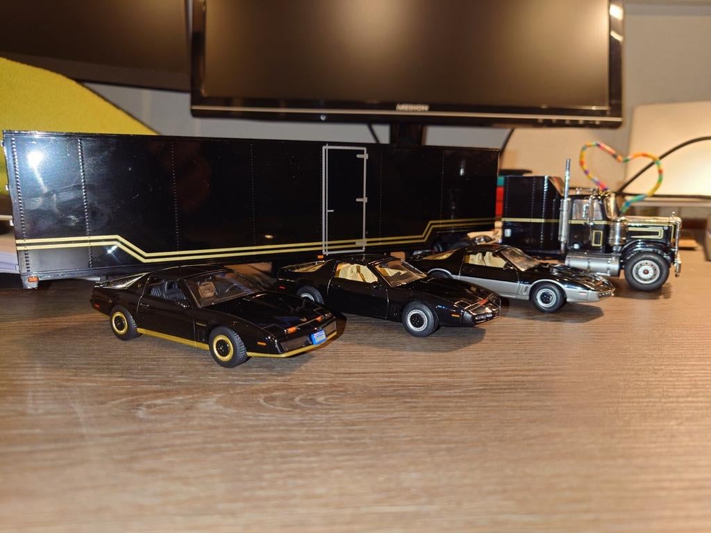 Knight Rider set 1:43, Hobby en Vrije tijd, Modelauto's | 1:43, Ophalen of Verzenden, Nieuw, Auto, Overige merken