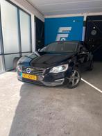 Volvo V60 D3 150pk Geartronic 2015 Zwart, 4 cilinders, Leder en Stof, Zwart, Origineel Nederlands