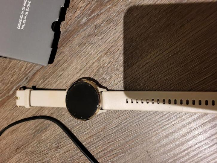 Garmin Venu 3S goud/beige te koop, Sieraden, Tassen en Uiterlijk, Smartwatches, Nieuw, Android, Roze, Ophalen