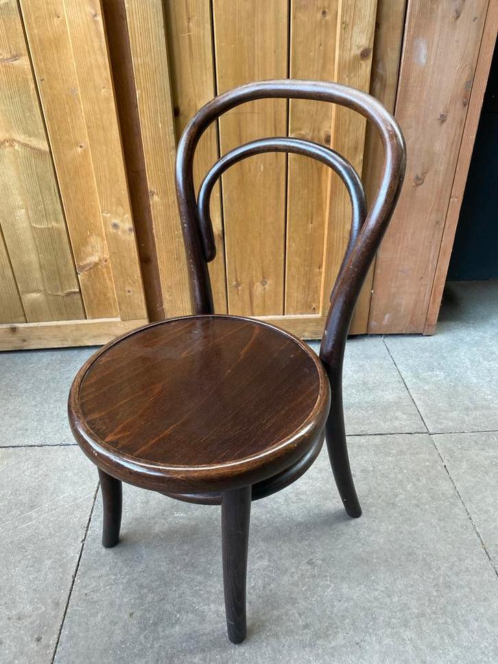 Vintage Thonet Stoel - Bruin Hout, Huis en Inrichting, Stoelen, Gebruikt, Eén, Hout, Bruin, Ophalen of Verzenden