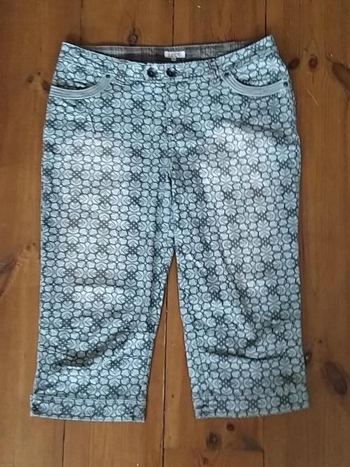 DIDI zandkleurige grafische print capri broek, maat 40 M, Kleding | Dames, Broeken en Pantalons, Gedragen, Maat 38/40 (M), Kort
