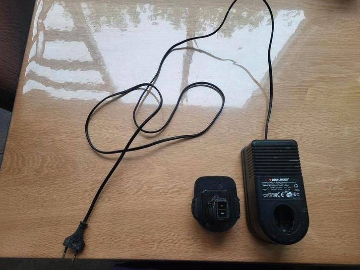Acculader oplader met originele accu 12V Black & Decker, Doe-het-zelf en Verbouw, Gereedschap | Machine-onderdelen en Toebehoren