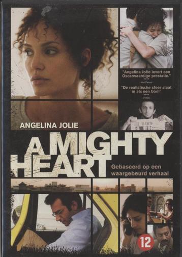 30) A Mighty Heart: met Angelina Jolie en Dan Futterman beschikbaar voor biedingen