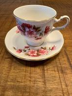 Vintage Queen Anne Bone China thee kop en schotel 8674 roze, Antiek en Kunst, Antiek | Servies los, Ophalen of Verzenden