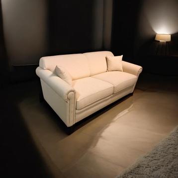  Nieuwe stijlvolle-tijdloze sofa-bedbank in stof creme-geel. beschikbaar voor biedingen