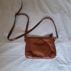 BAG TAS FOSSIL small crossbody caramel bruin € 40, Sieraden, Tassen en Uiterlijk, Tassen | Damestassen, Ophalen, Zo goed als nieuw