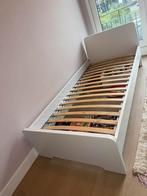 IKEA - 90x200 eenpersoons bed + lattenbodem! direct ophalen, 90 cm, Eenpersoons, Wit, Ophalen of Verzenden