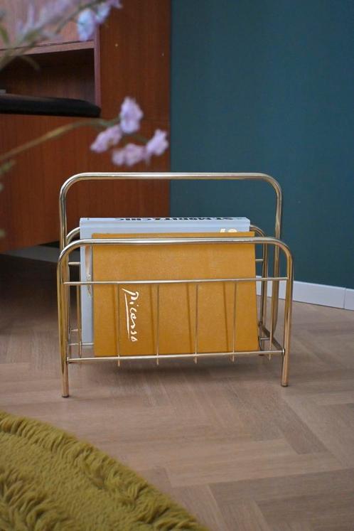 Goudkleurige metalen krantenbak/lectuurbak, Huis en Inrichting, Woonaccessoires | Krantenbakken en Lectuurbakken, Ophalen of Verzenden