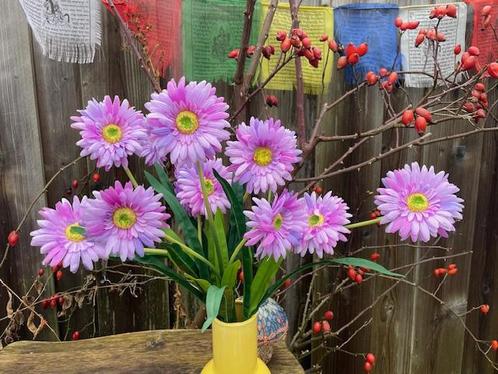 Nieuwe Kunstbloemen/kunsttakken/ boeket/ gemengd boeket, Huis en Inrichting, Woonaccessoires | Kunstplanten en Kunstbloemen, Nieuw