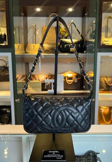 Chanel CC Timeless Pochette beschikbaar voor biedingen