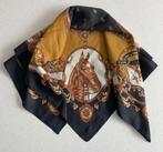 Klassieke sjaal met paarden 78 x 78 cm paard shawl, Ophalen of Verzenden, Gedragen, Sjaal