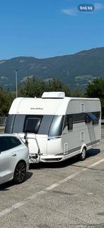 Hobby 495 ufe Excellent (mover, airco en Isabella voortent), Caravans en Kamperen, Rondzit, Hobby, Frans bed, Particulier