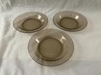 Retro Set van 3 Arcoroc France Rookglas Smoke Diepe borden , Huis en Inrichting, Keuken | Servies, Ophalen, Gebruikt, Glas, Bord(en)