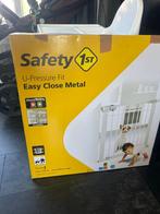 2x safety 1st traphekje, Kinderen en Baby's, Traphekjes, Ophalen, Zo goed als nieuw, Klemhekje, Metaal of IJzer