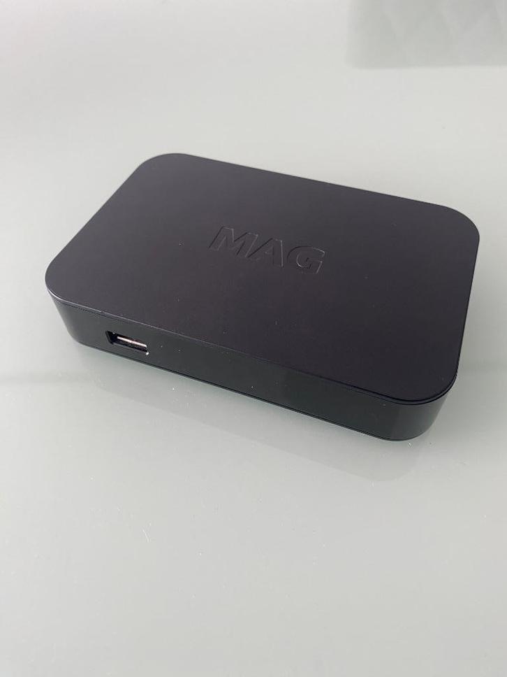 Multimedia TV-box (MAG322/323), Audio, Tv en Foto, Mediaspelers, Gebruikt, Minder dan 500 GB, HDMI, USB 2.0, Ophalen of Verzenden