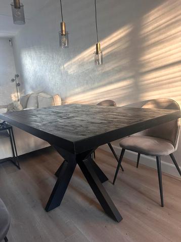 Massief mangohouten eettafel zwart