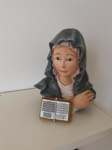 Maria beeldje  beschikbaar voor biedingen