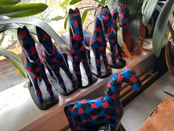 6 Decoratieve paarden beschikbaar voor biedingen