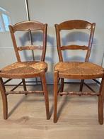 Twee houten stoelen met rieten zitting, Ophalen, Gebruikt, Twee, Bruin