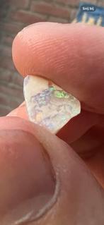 Stukje australisch opaal, Ophalen, Mineraal