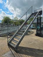 Stalen trap gegalv hoog 3.5mtr nog107