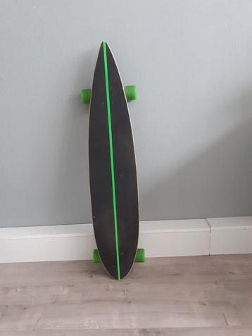 Longboard van merk Firefly. Zo goed als nieuw beschikbaar voor biedingen