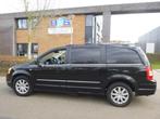 Chrysler Grand-voyager 3.8I V6 FWD LR AUT 2010 (INVALIDE), Auto's, Bestelauto's, Euro 6, Parkeersensor, Zwart, 193 pk