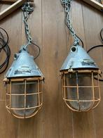 Originele oude Duitse fabriekslampen - 2 stuks, Huis en Inrichting, Lampen | Hanglampen, Ophalen of Verzenden, Zo goed als nieuw
