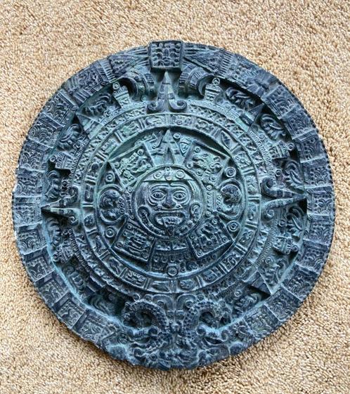 Azteken kalender oorsprong Mexico 20e eeuw 27cm diameter, Antiek en Kunst, Kunst | Niet-Westerse kunst, Ophalen of Verzenden