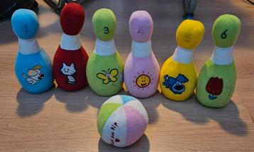 Woezel & Pip kegelspel (met zachte kegels) beschikbaar voor biedingen