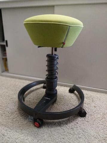 aeris swopper ergonomische kruk beschikbaar voor biedingen